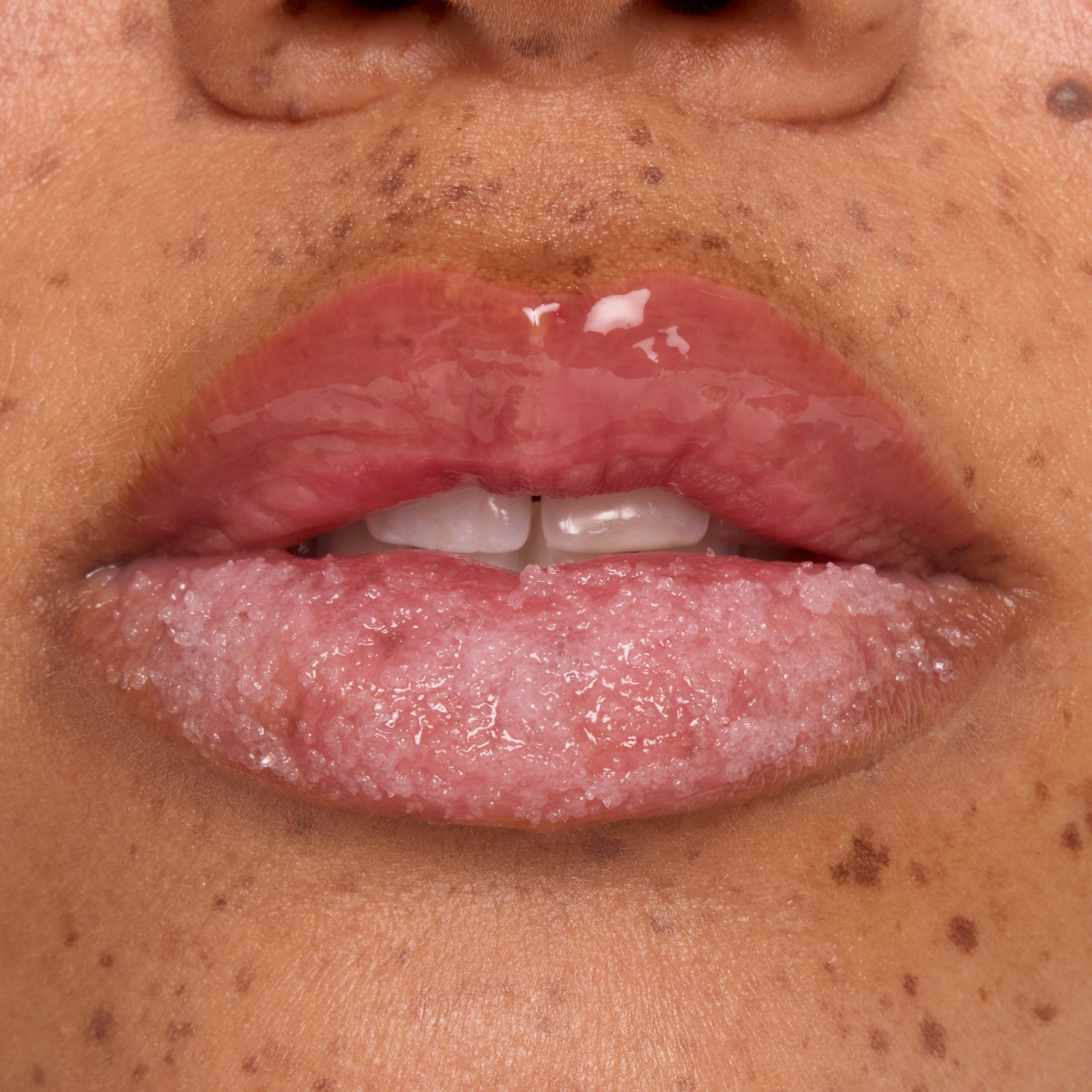 Mistletoe Kisses - Image 3